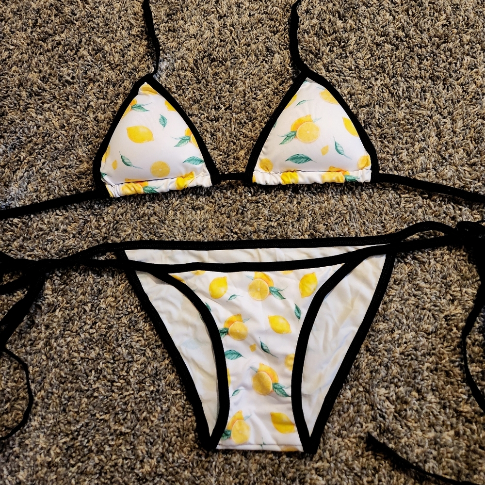 Lemon Bikini🍋